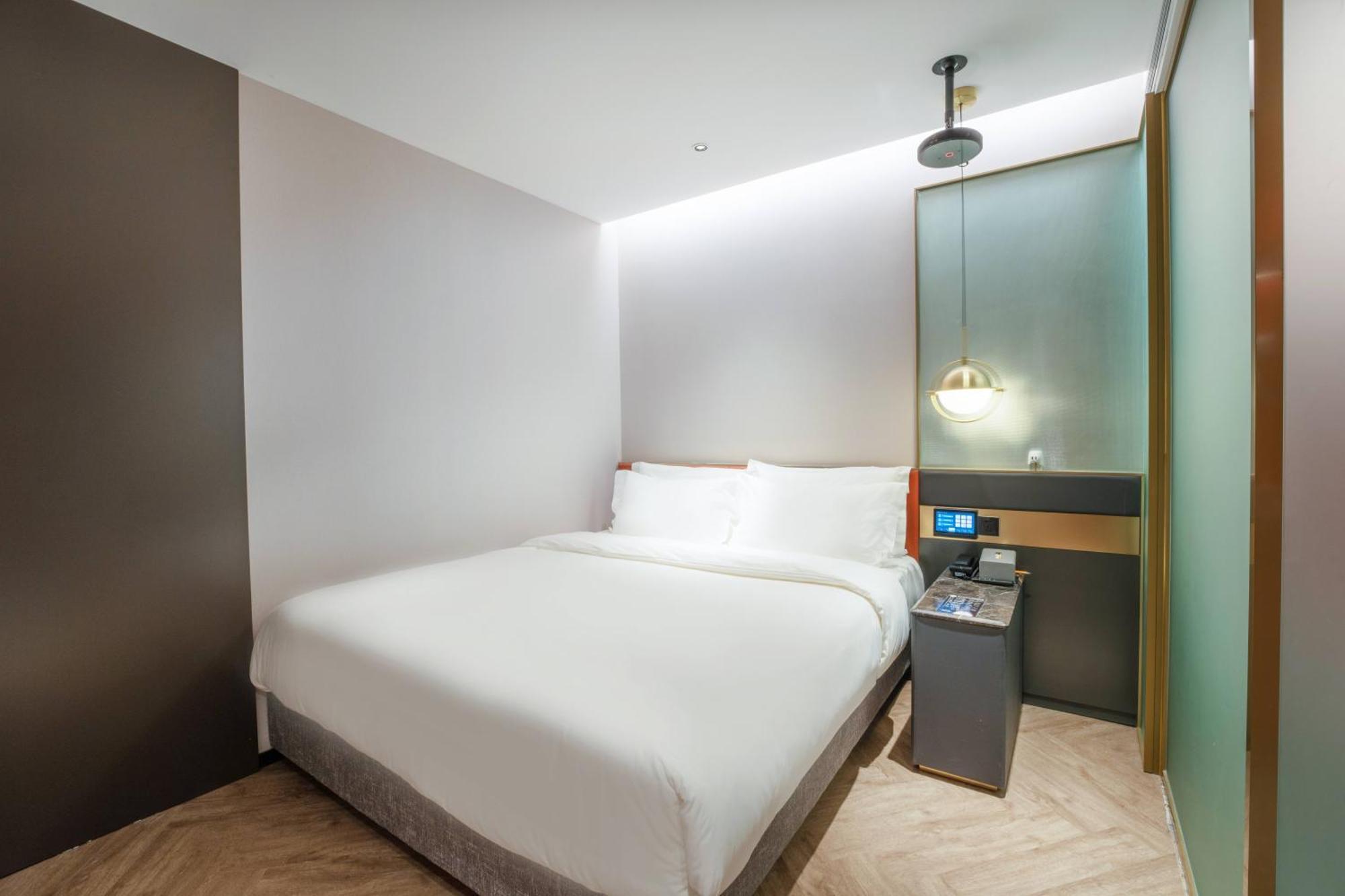 M Hotel - Beijing Tiananmen Square Qianmen Subway Station Exterior foto
